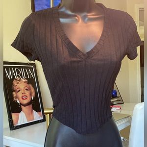black ribbed crop top